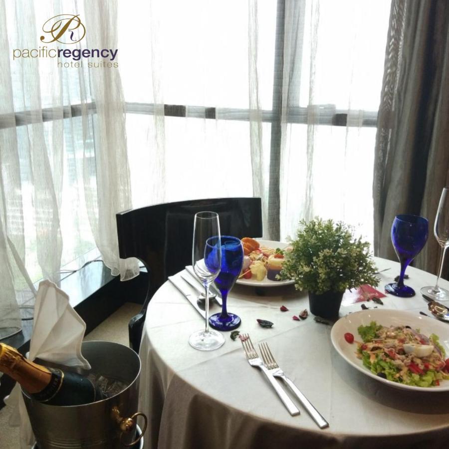 קואלה לומפור Pacific Regency Hotel Suites מראה חיצוני תמונה A table set for a meal