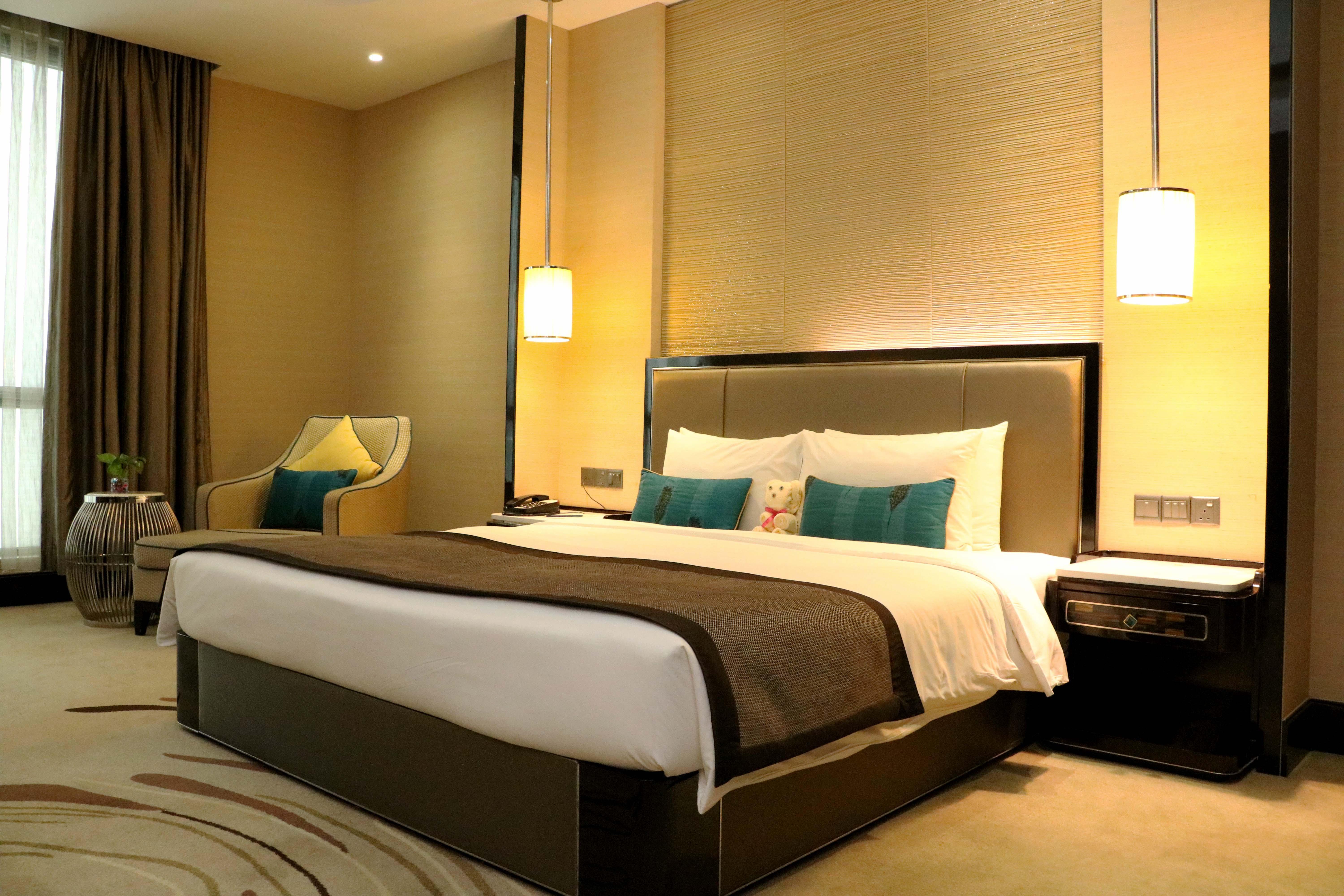 קואלה לומפור Pacific Regency Hotel Suites מראה חיצוני תמונה A bedroom in a hotel