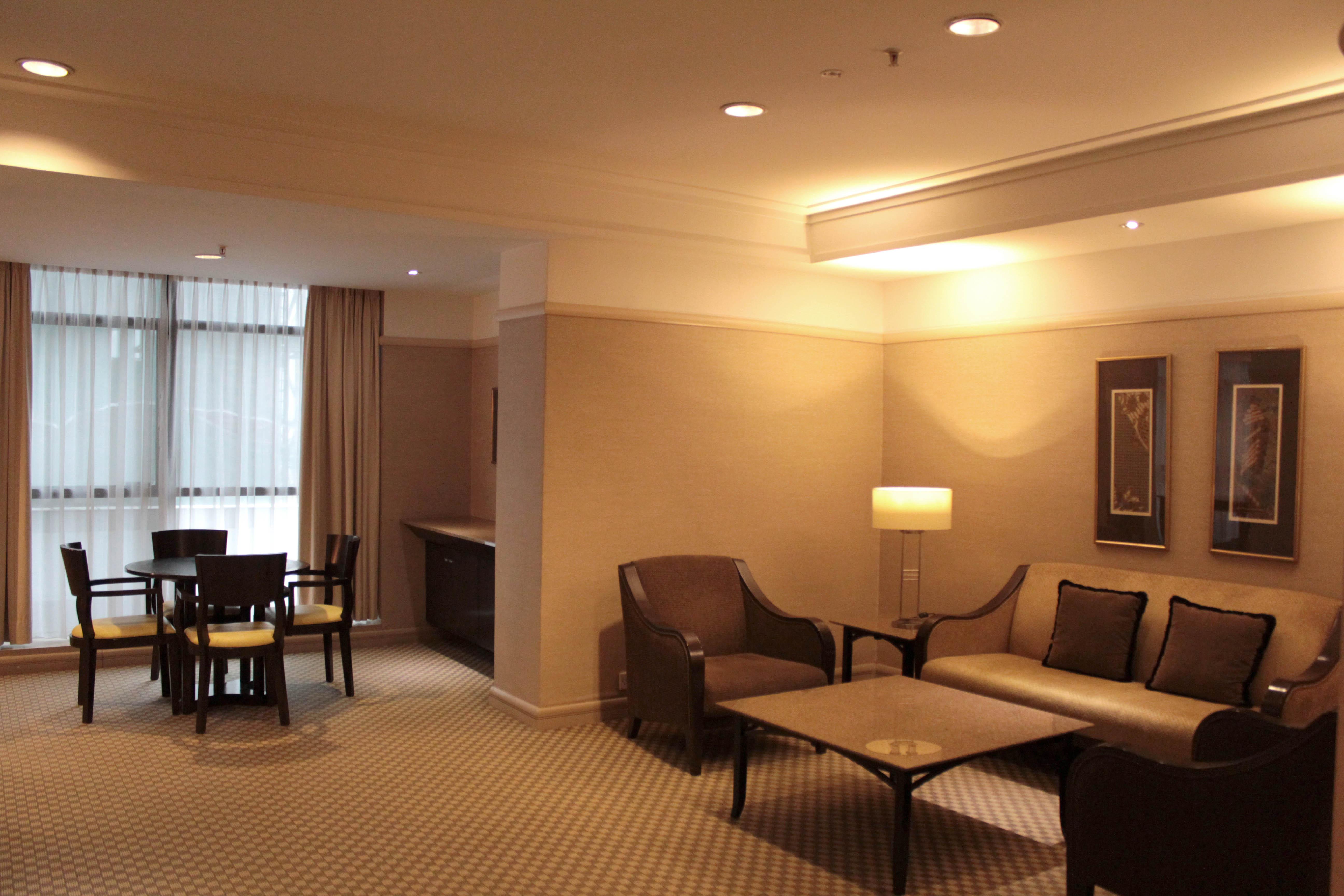 קואלה לומפור Pacific Regency Hotel Suites מראה חיצוני תמונה A suite at the hotel