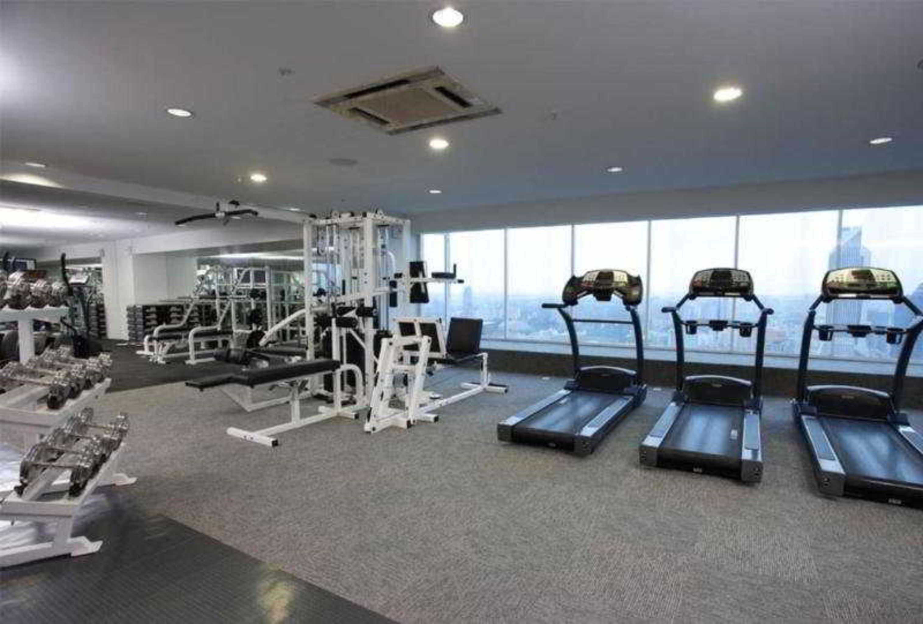 קואלה לומפור Pacific Regency Hotel Suites מראה חיצוני תמונה The gym at the 10th floor